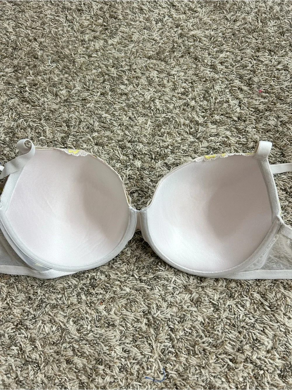 Victoria's Secret Antique Yellow Lace 38DDD Sexy Tee Lightly Lined Demi Bra